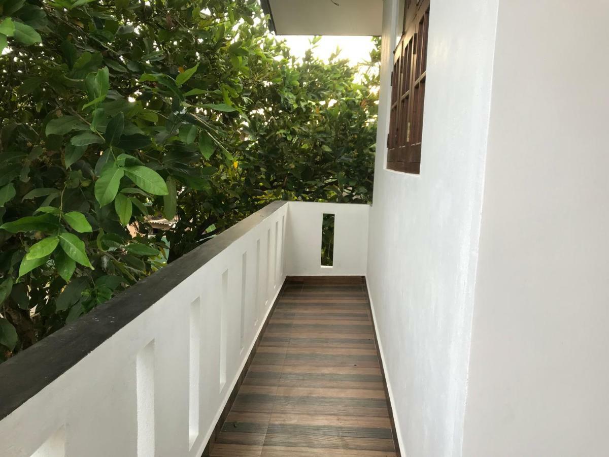 The Dalawella Porch House Apartamento Galle Exterior foto